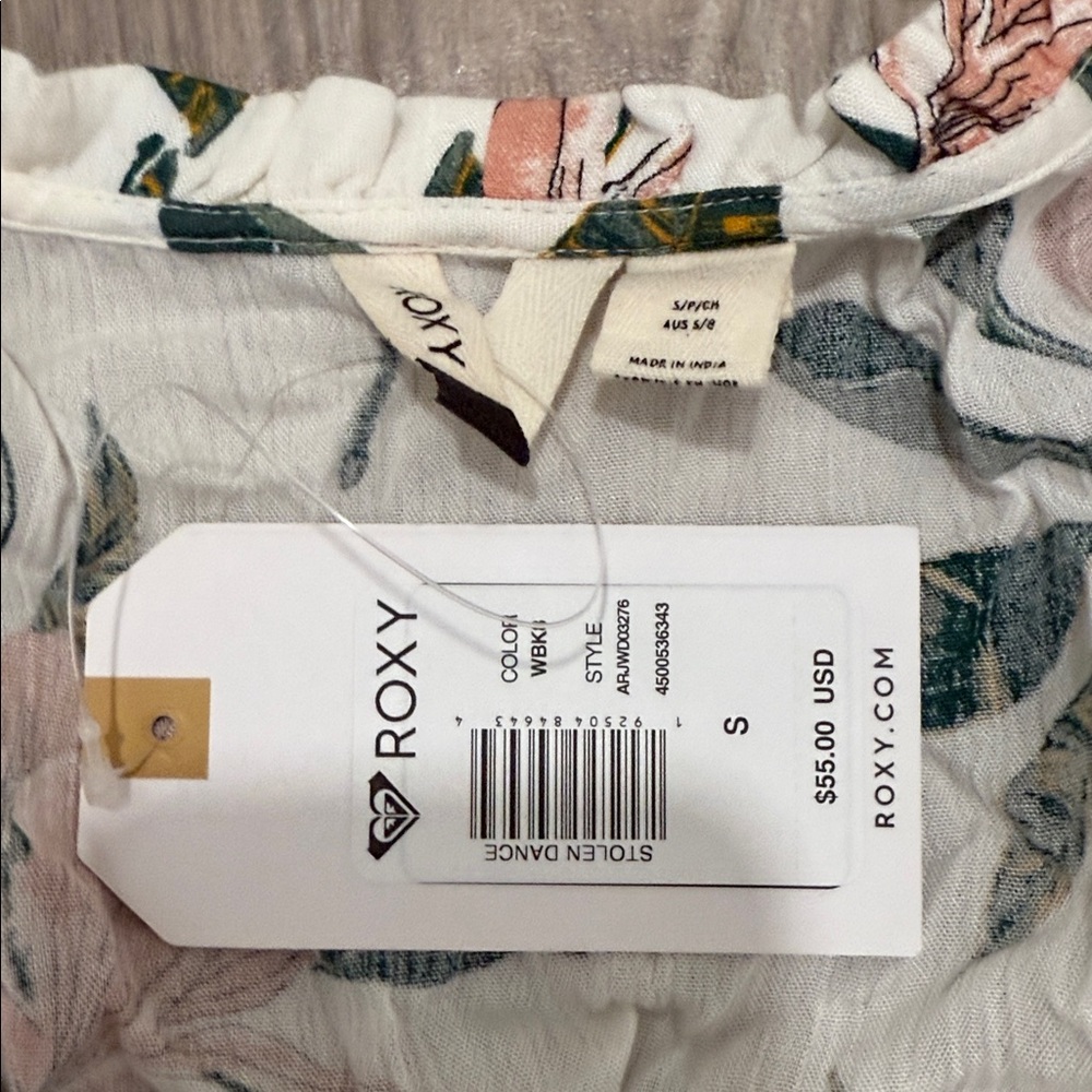 Roxy White and Green Floral Romper - Picture 2 of 4